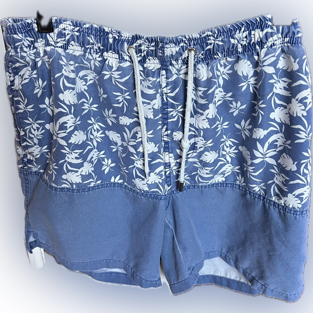 Ingear Blue & White Floral Swim Trunks SIZE MEDIUM